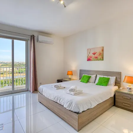 Seacrest - Large 3 Bedroom شقة *