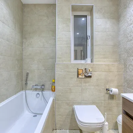 Seacrest - Large 3 Bedroom Apartment