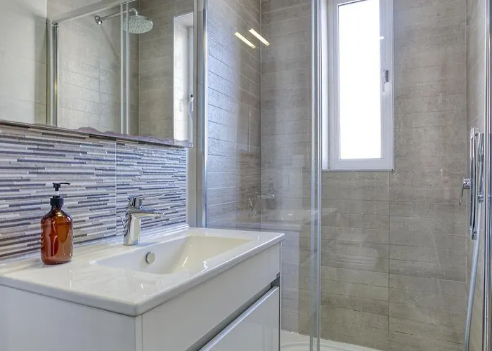 Seacrest - Large 3 Bedroom St. Paul's Bay