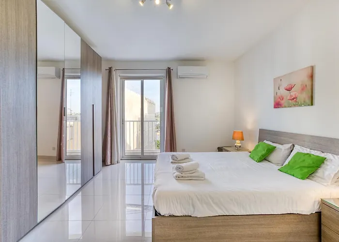 Seacrest - Large 3 Bedroom Lägenhet *